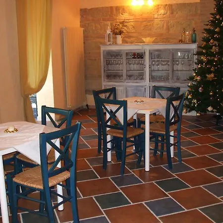 Club Collina Di Gioia فندق مبيت وإفطار *